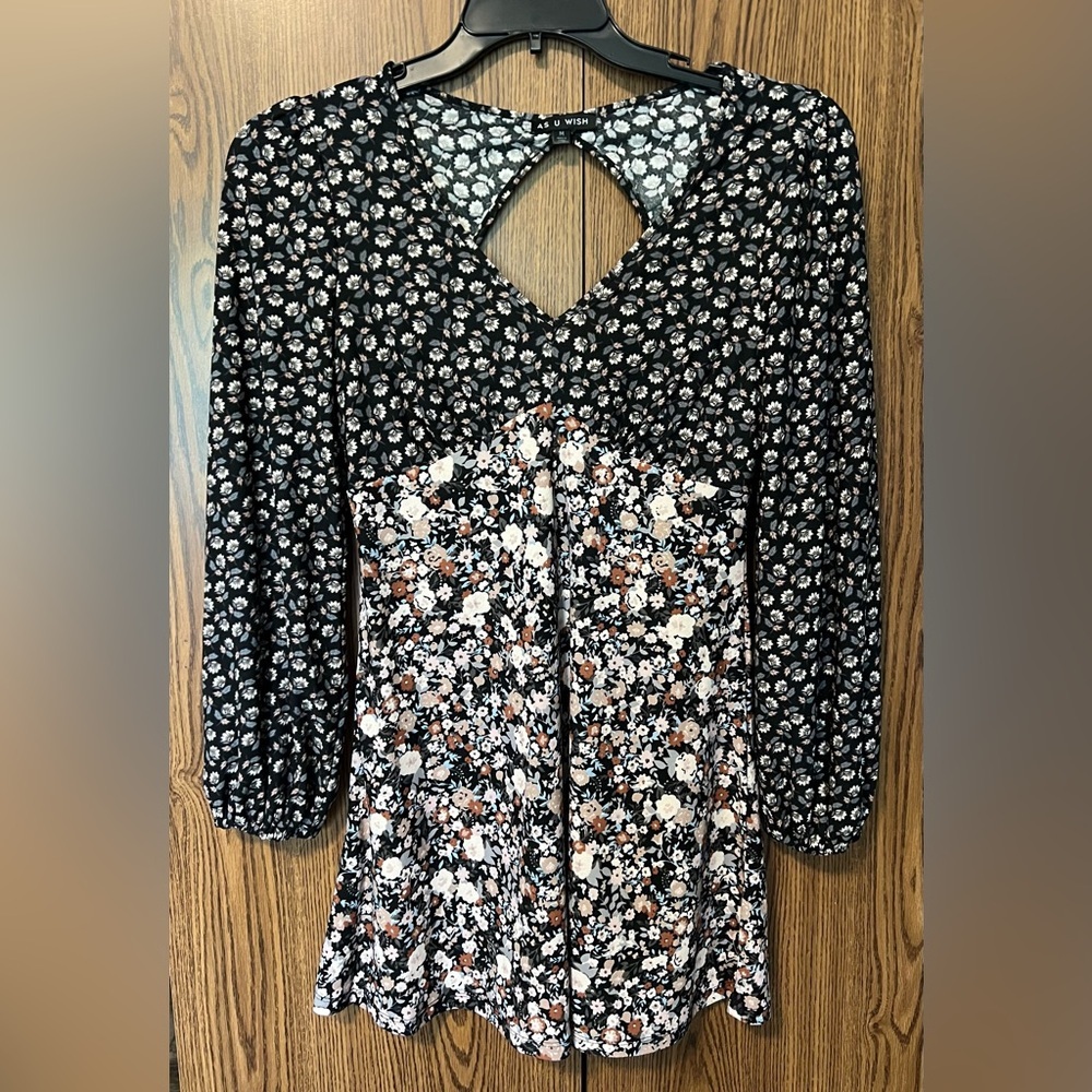 Women floral cut out dress women’s size M